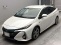 2018 Toyota Prius PHV