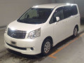 2013 Toyota Noah