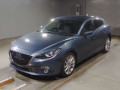 2015 Mazda Axela Sport