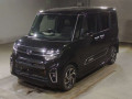 2021 Daihatsu Tanto Custom