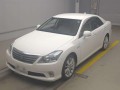 2010 Toyota Crown Hybrid