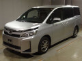 2017 Toyota Voxy