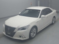 2013 Toyota Crown Hybrid