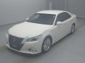 2014 Toyota Crown Hybrid