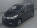 2013 Honda Freed hybrid