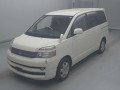 2006 Toyota Voxy