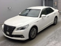 2015 Toyota Crown Hybrid