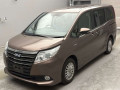 2016 Toyota Noah