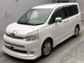 2009 Toyota Voxy