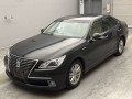 2014 Toyota Crown Hybrid