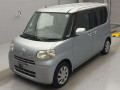 2011 Daihatsu Tanto