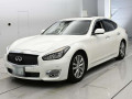 2016 Nissan Fuga