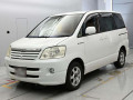 2004 Toyota Noah
