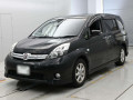 2015 Toyota Isis