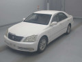 2004 Toyota Crown