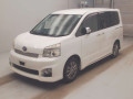 2013 Toyota Voxy