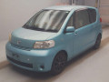 2005 Toyota Porte