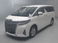 2022 Toyota Alphard Hybrid