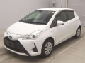 2017 Toyota Vitz