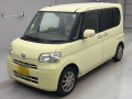 2011 Daihatsu Tanto