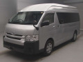 2017 Toyota Hiace Commuter