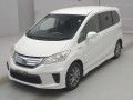 2013 Honda Freed hybrid