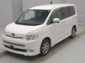 2008 Toyota Voxy