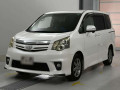 2010 Toyota Noah