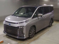 2022 Toyota Voxy