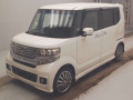 2013 Honda N-BOX CUSTOM