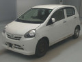 2013 Daihatsu Mira e:S