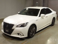 2013 Toyota Crown Hybrid
