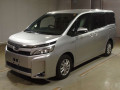 2017 Toyota Voxy