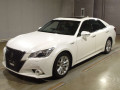 2013 Toyota Crown Hybrid