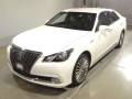 2014 Toyota Crown Majesta