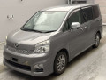 2013 Toyota Voxy