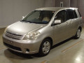 2005 Toyota Raum
