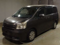 2010 Toyota Noah