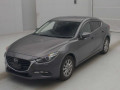 2018 Mazda Axela