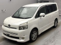 2007 Toyota Voxy