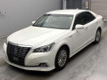 2016 Toyota Crown Hybrid