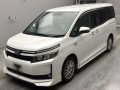 2016 Toyota Voxy