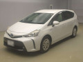 2016 Toyota Prius alpha