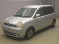 2005 Toyota Sienta