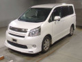 2009 Toyota Noah