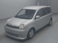 2004 Toyota Sienta