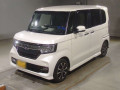 2017 Honda N-BOX CUSTOM