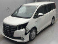 2015 Toyota Noah