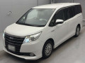 2016 Toyota Noah