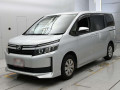 2015 Toyota Voxy